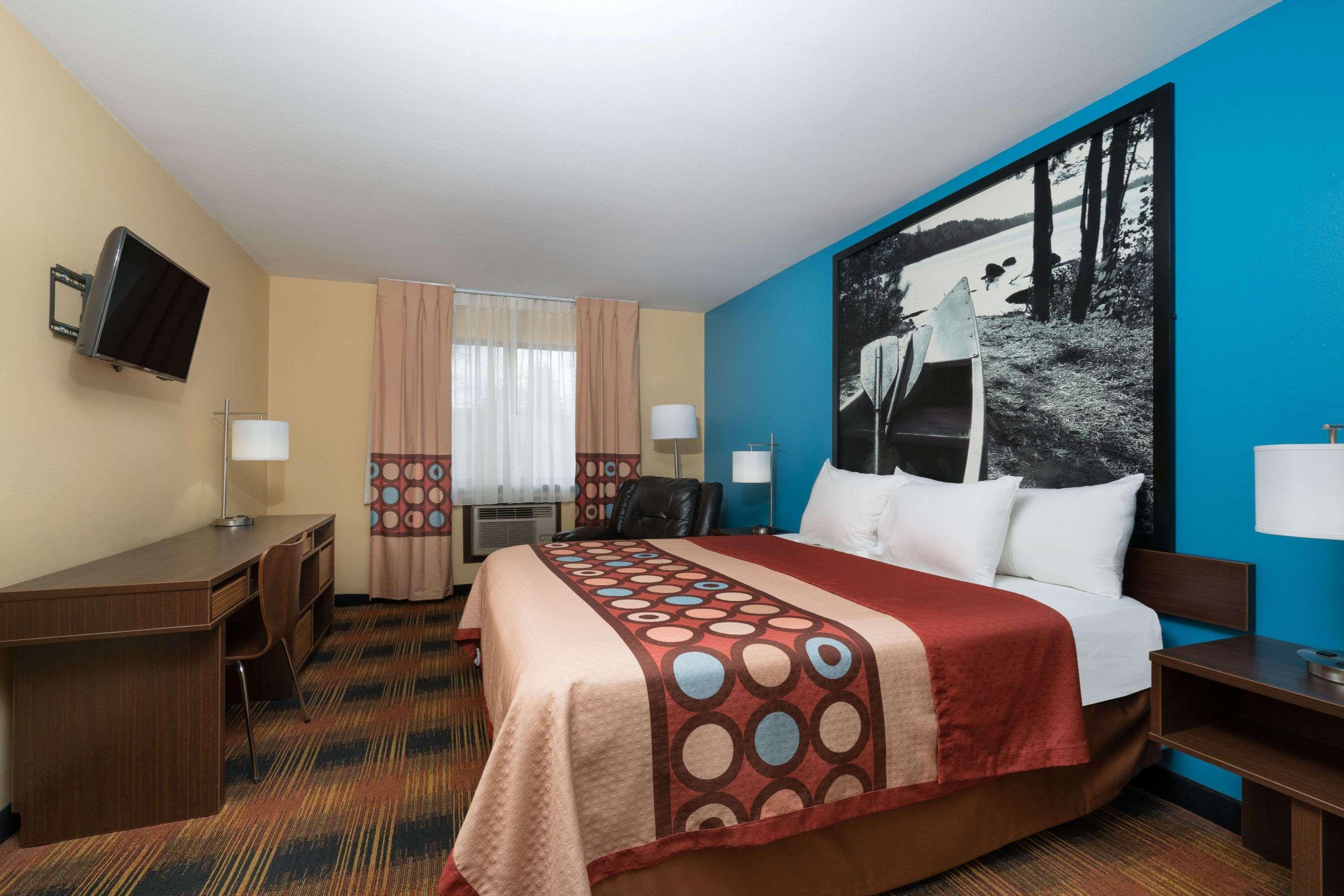Super 8 By Wyndham Rochester Mayo Clinic Area Εξωτερικό φωτογραφία