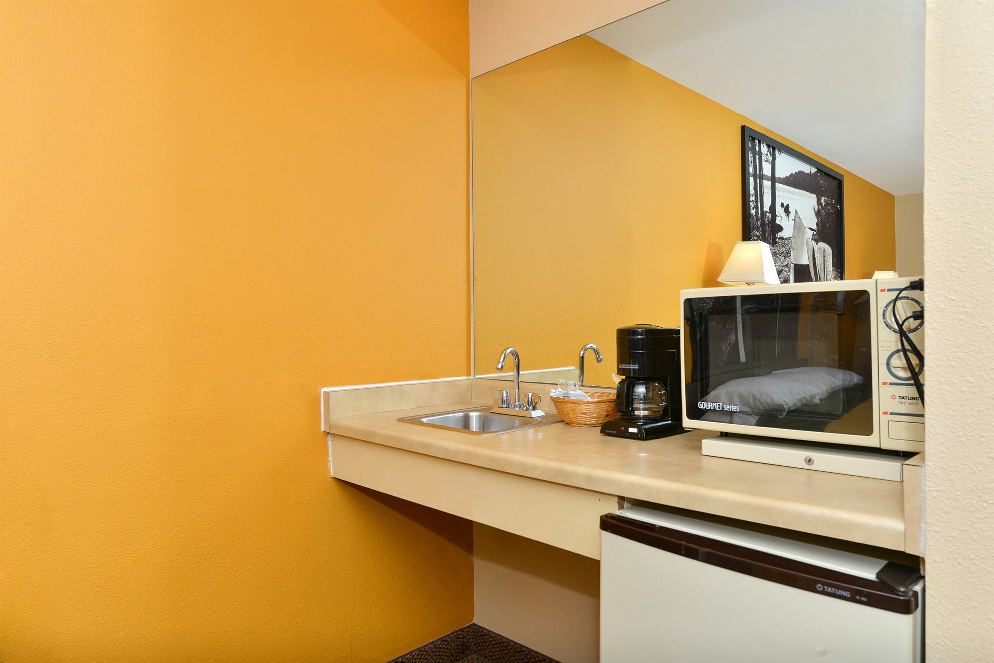 Super 8 By Wyndham Rochester Mayo Clinic Area Εξωτερικό φωτογραφία